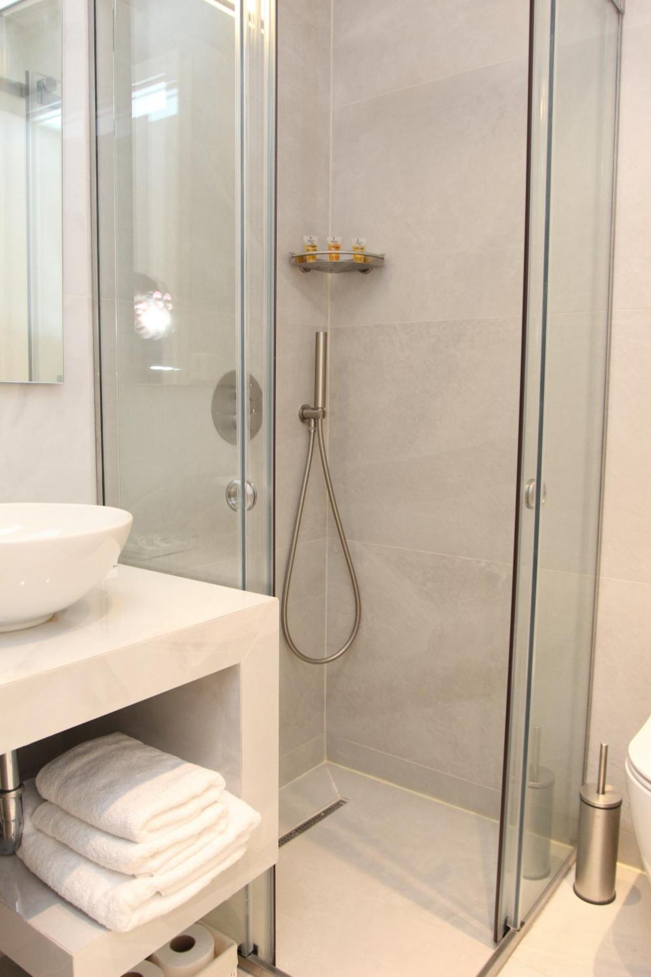 Central Metropolis Luxury Living 雅典 外观 照片